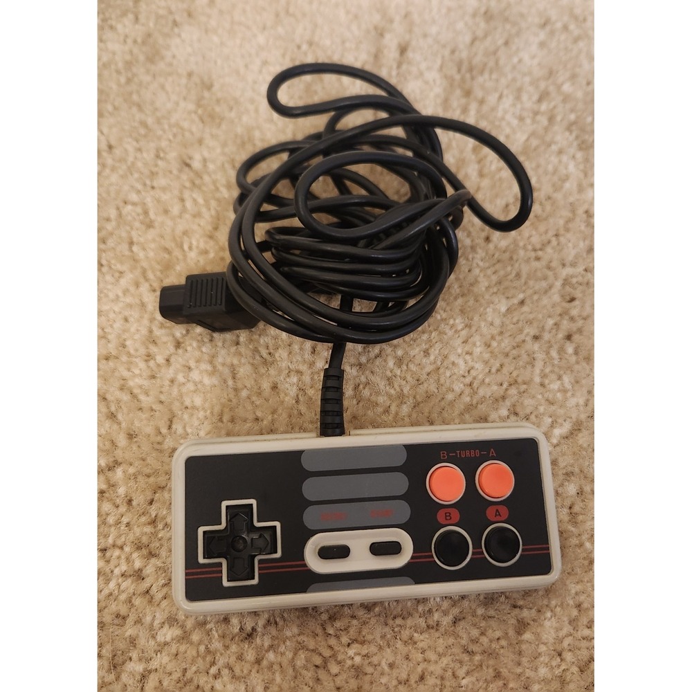 Nintendo NES-004 Corded Controller for Nintendo NES Tested